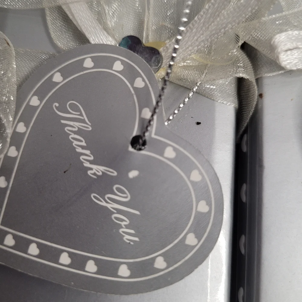 Favor keychain w/ heart crystal pendant. 325